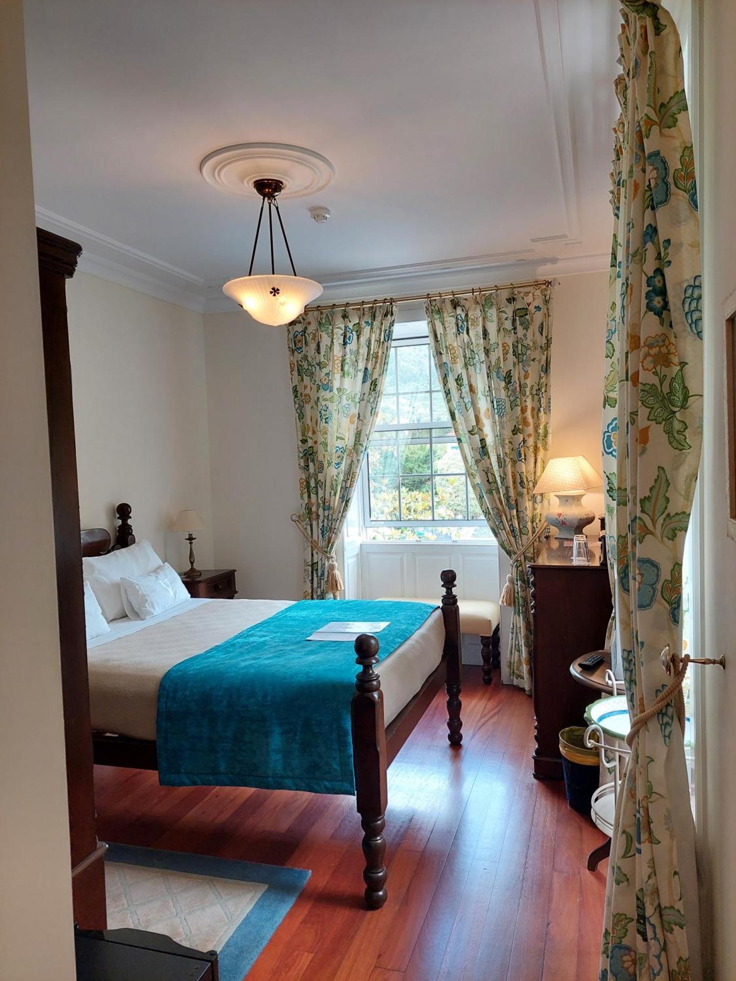Estalagem Do Vale Hotel São Vicente Екстериор снимка